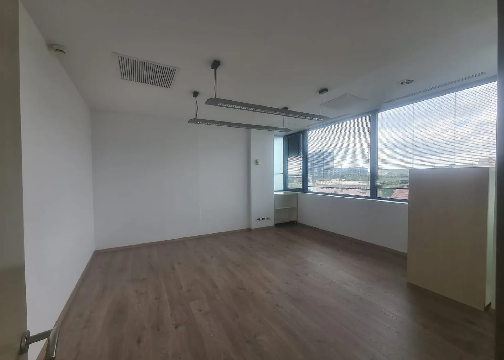 AI Cuza - et.4 - 260m2 (2).webp
