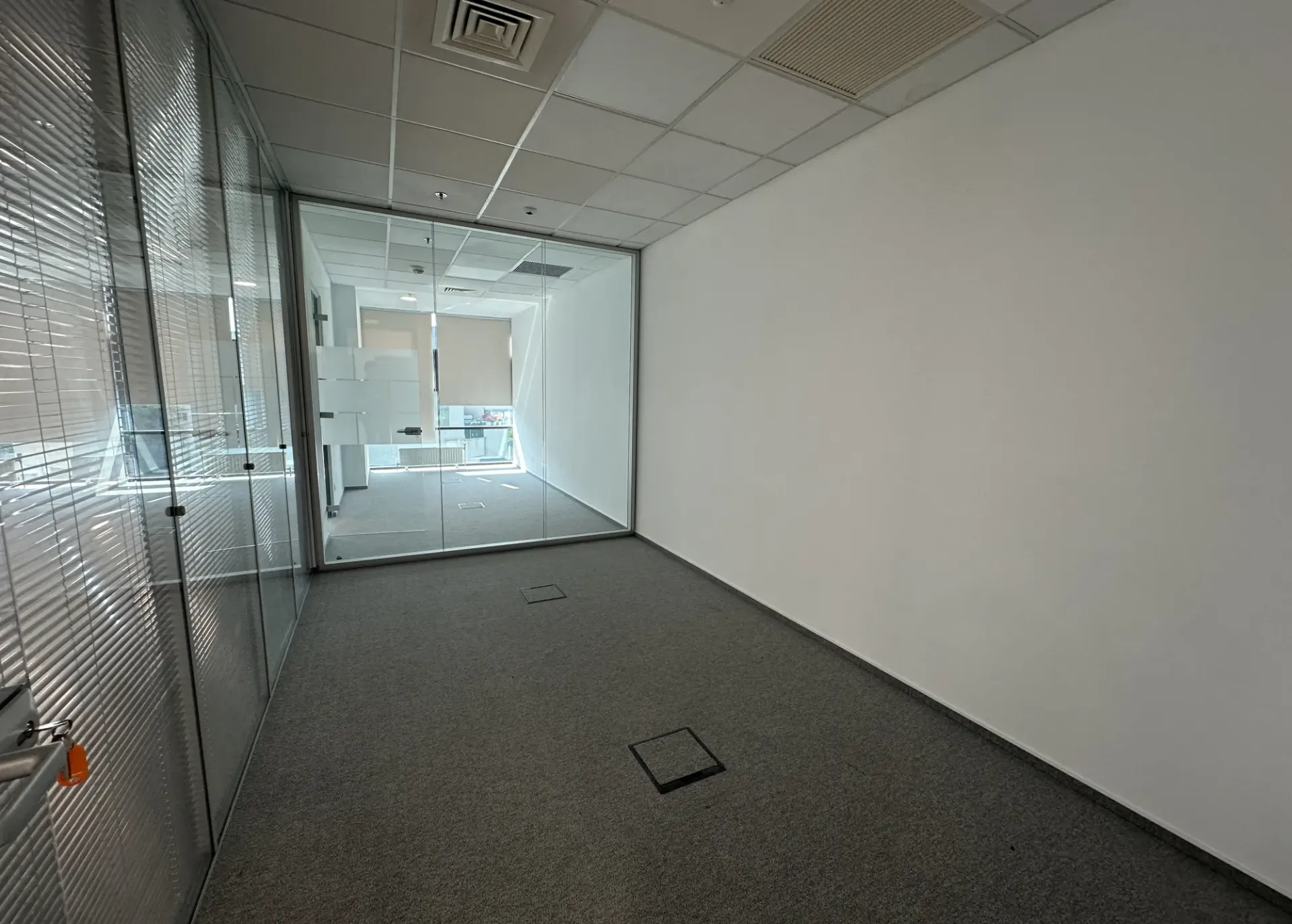 Banu Antonache 40 - et.4 - 486m2  (6).webp