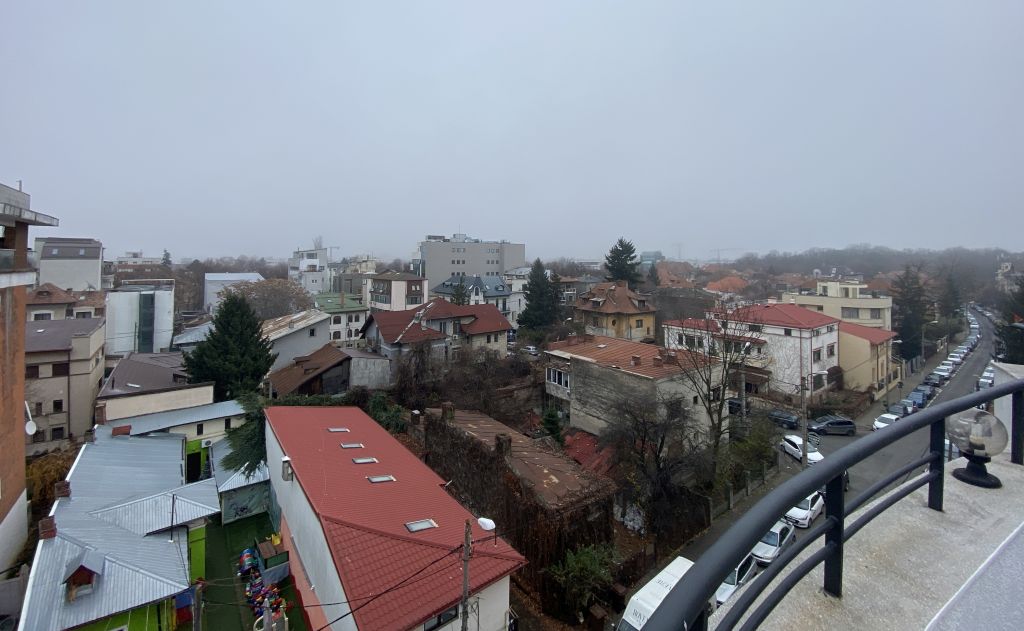 Birouri de inchiriat in Emanoil Porumbaru 25A, vedere ansamblu asupra orasului