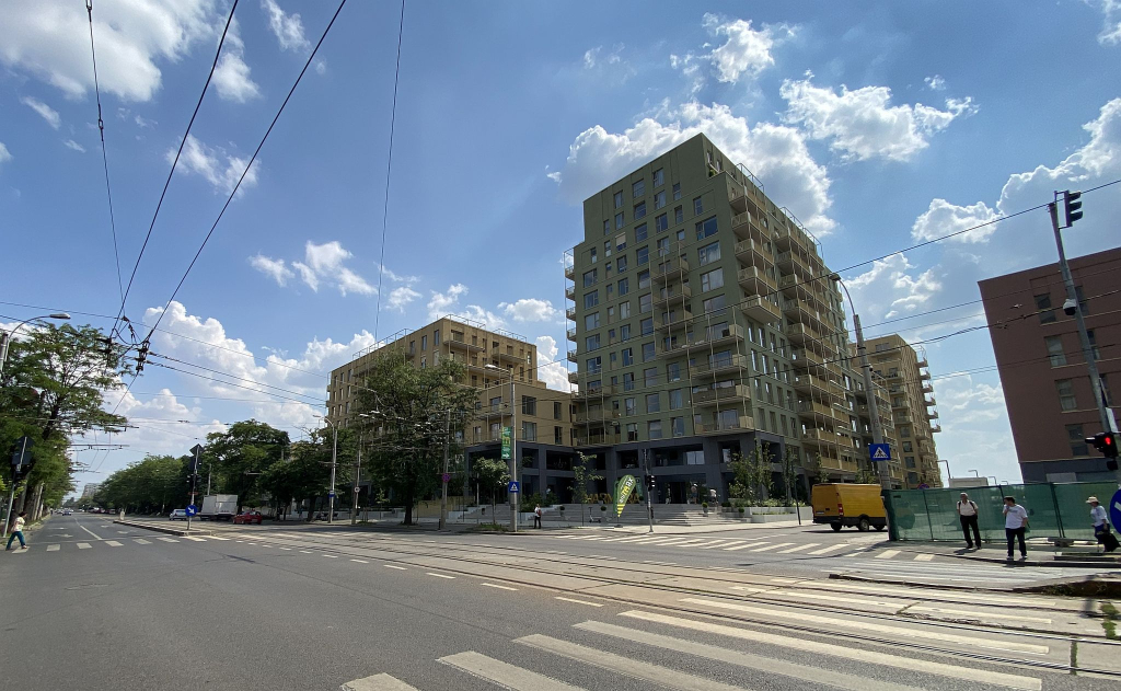 Marmura Residence spații birouri zona de nord poza din strada