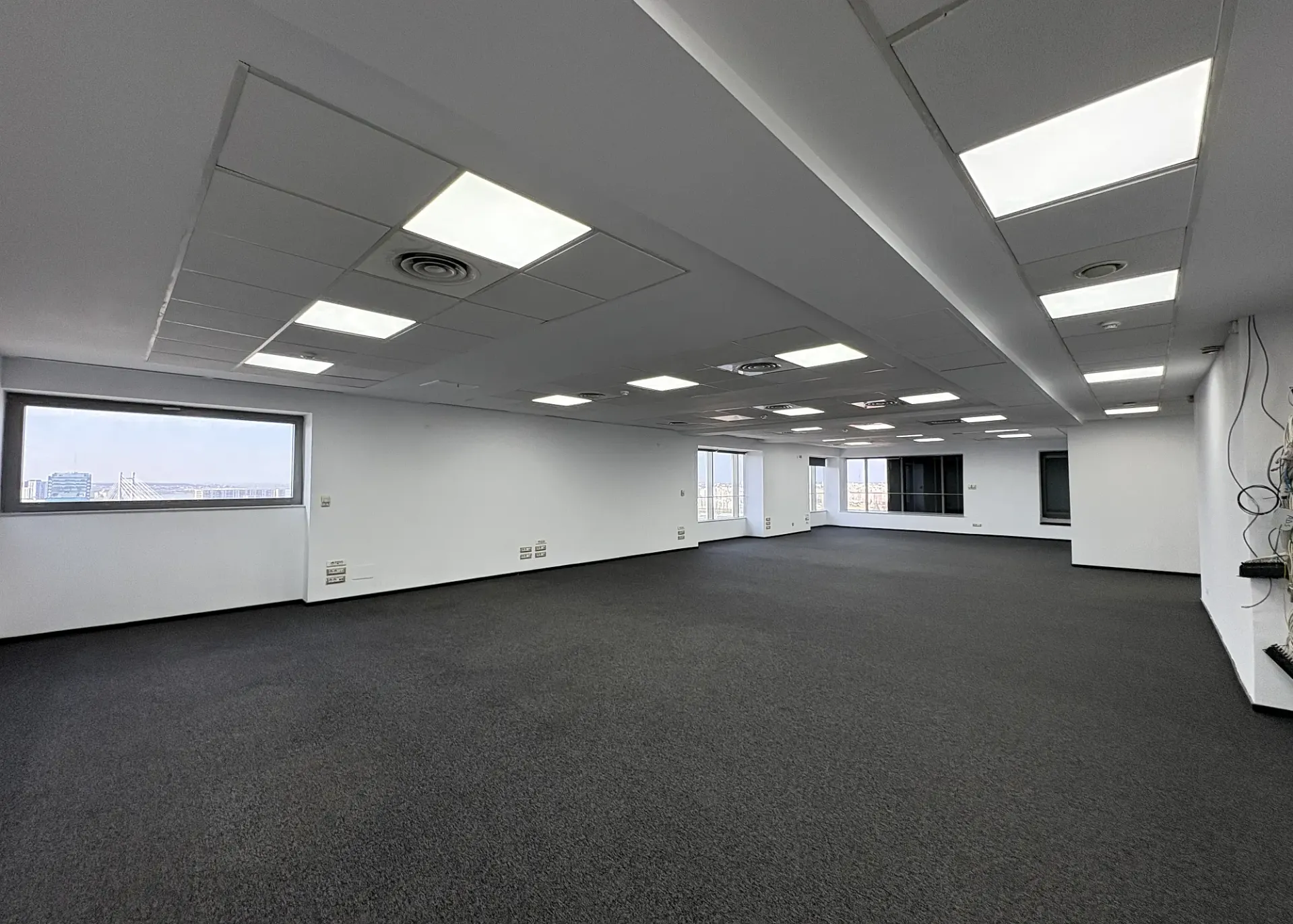 Riverside Tower - et.14 - 442m2 (4).webp