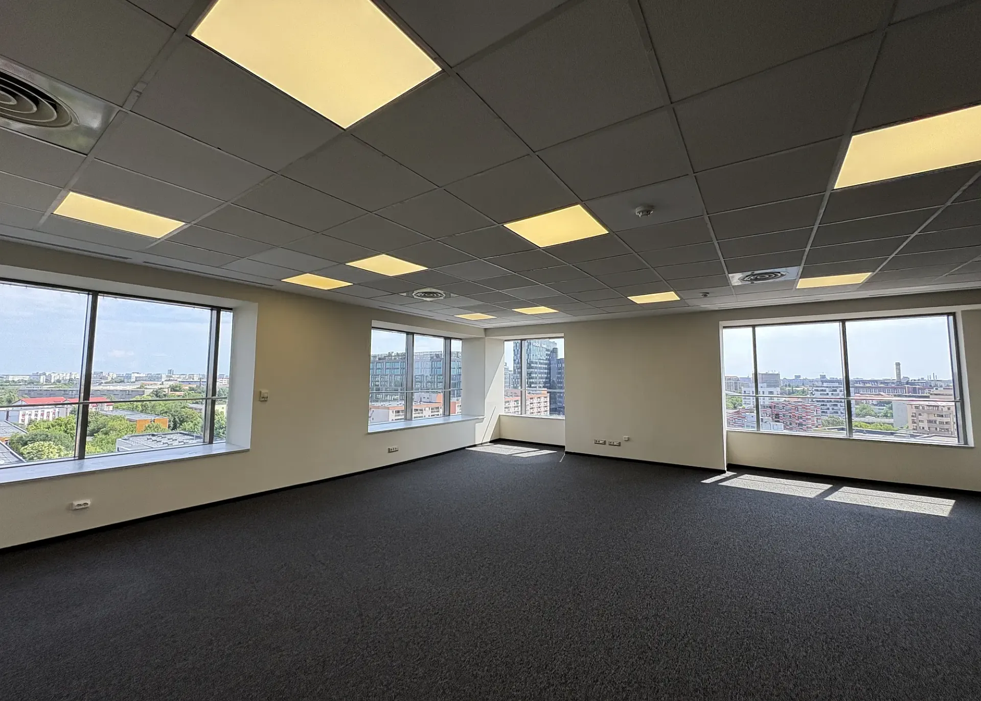 Riverside Tower - et.9 - 254m2 (2).webp