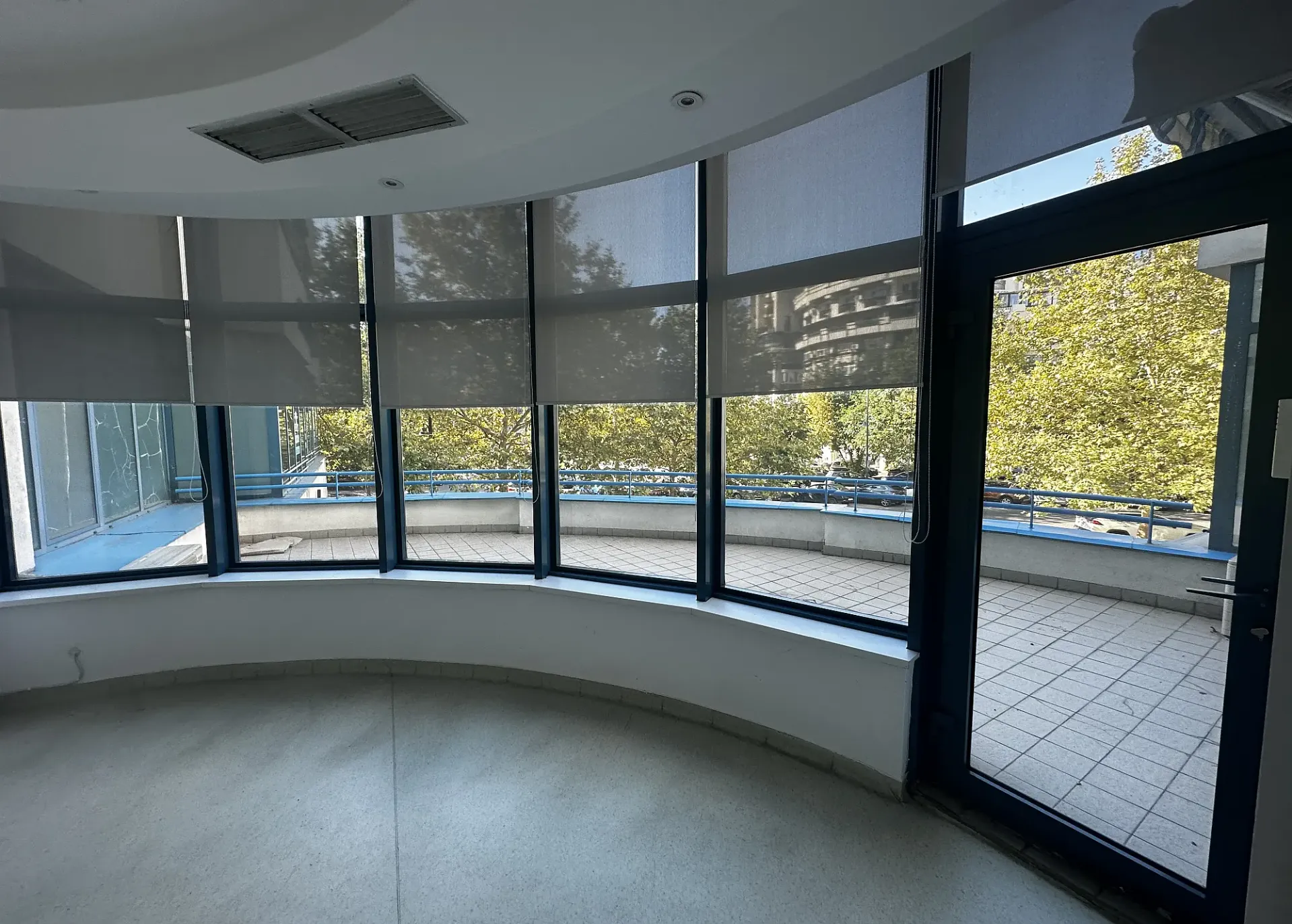 Bectro Center - et.1 - 500m2 (3).webp