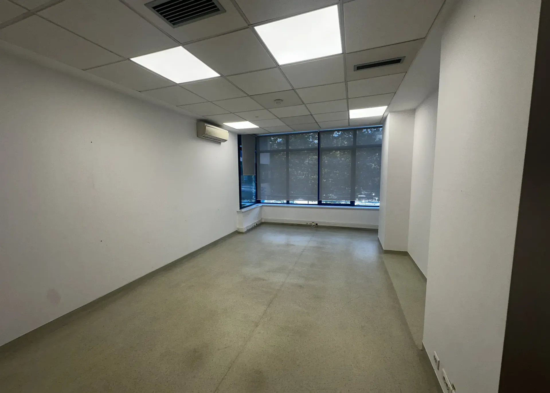 Bectro Center - et.1 - 500m2 (5).webp
