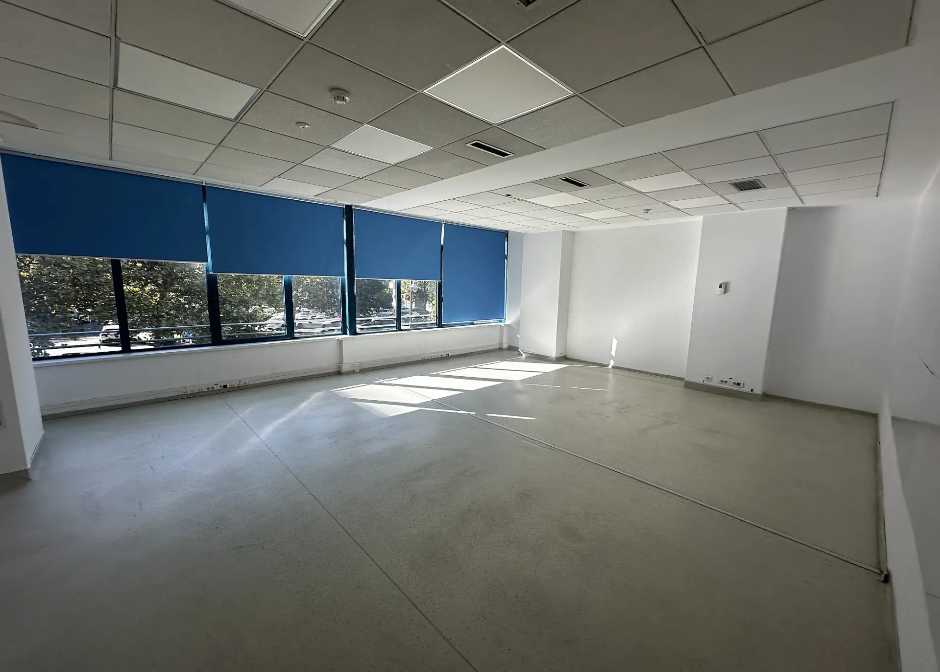 Bectro Center - et.1 - 500m2 (6).webp