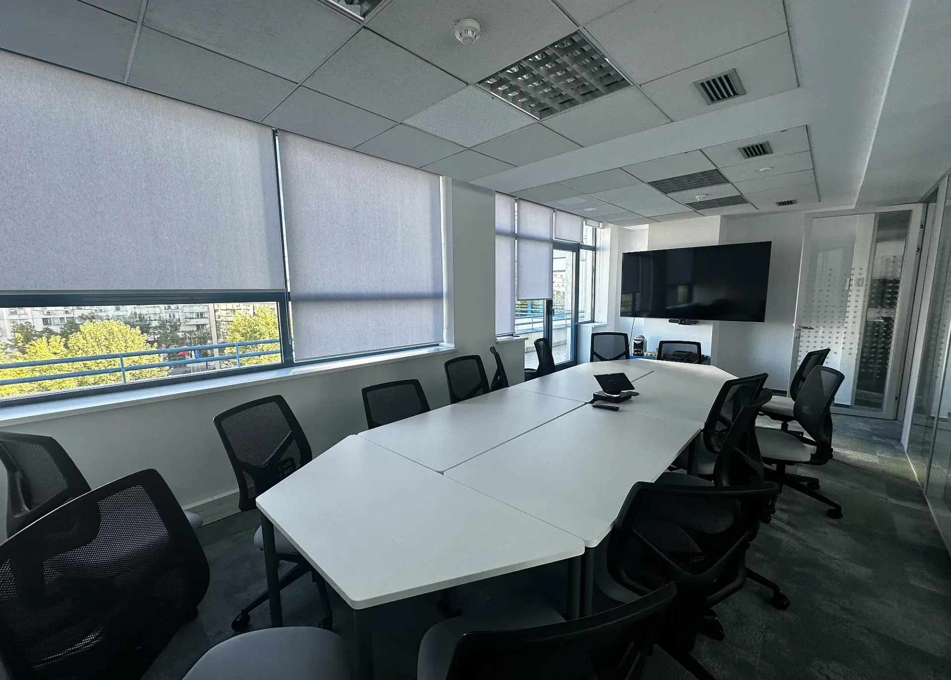 Bectro Center - et.4 - 300m2 (2).webp