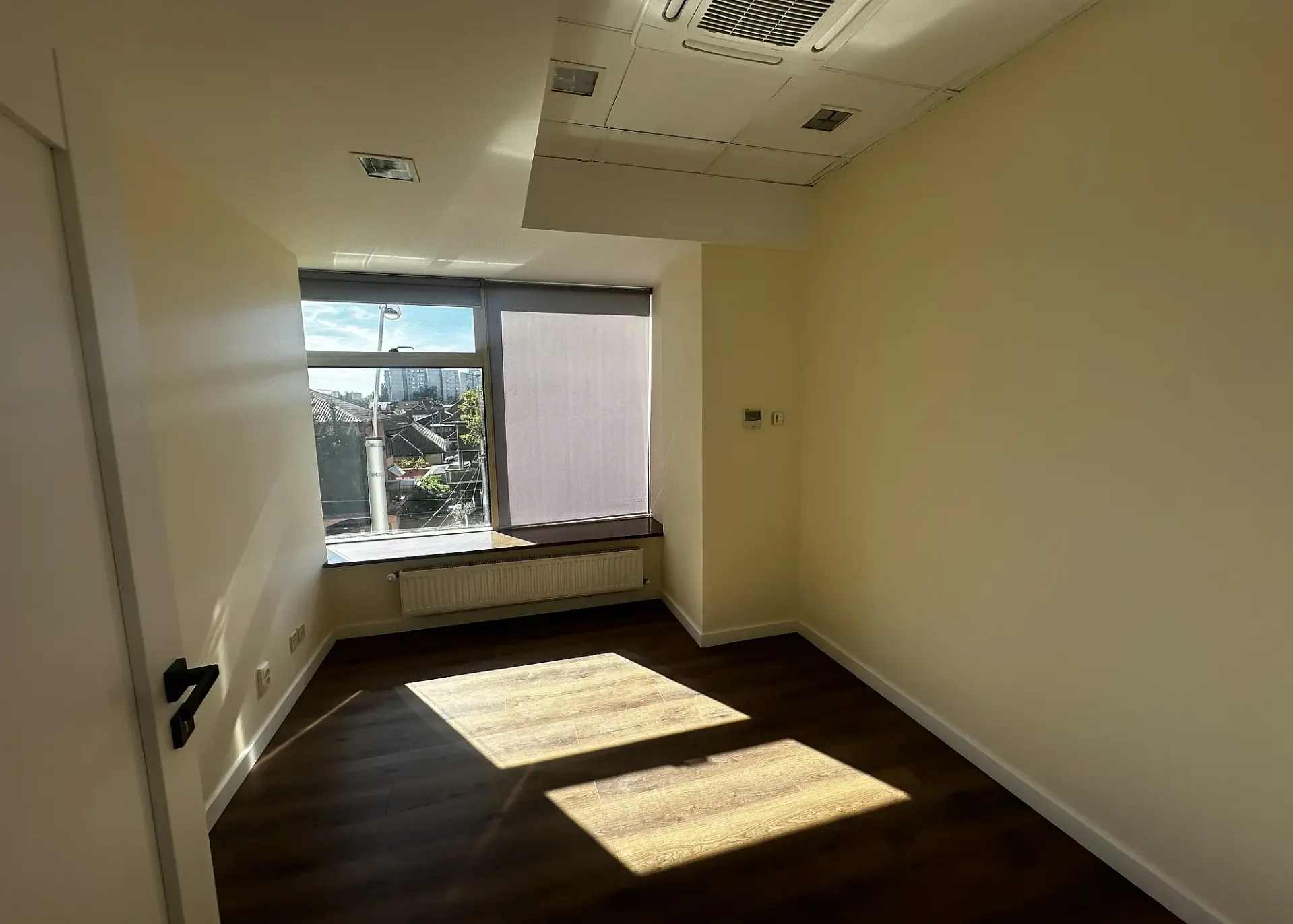 Empire Tower - et.2 - 270m2 (2).webp