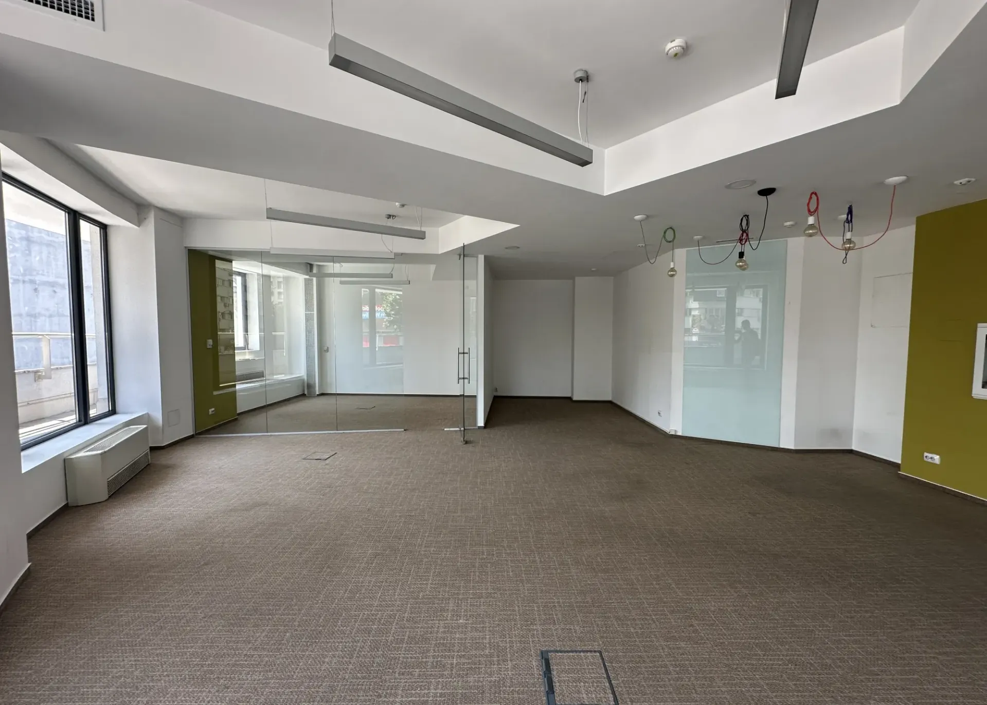 Magheru One - et.1 - 325m2  (13).webp