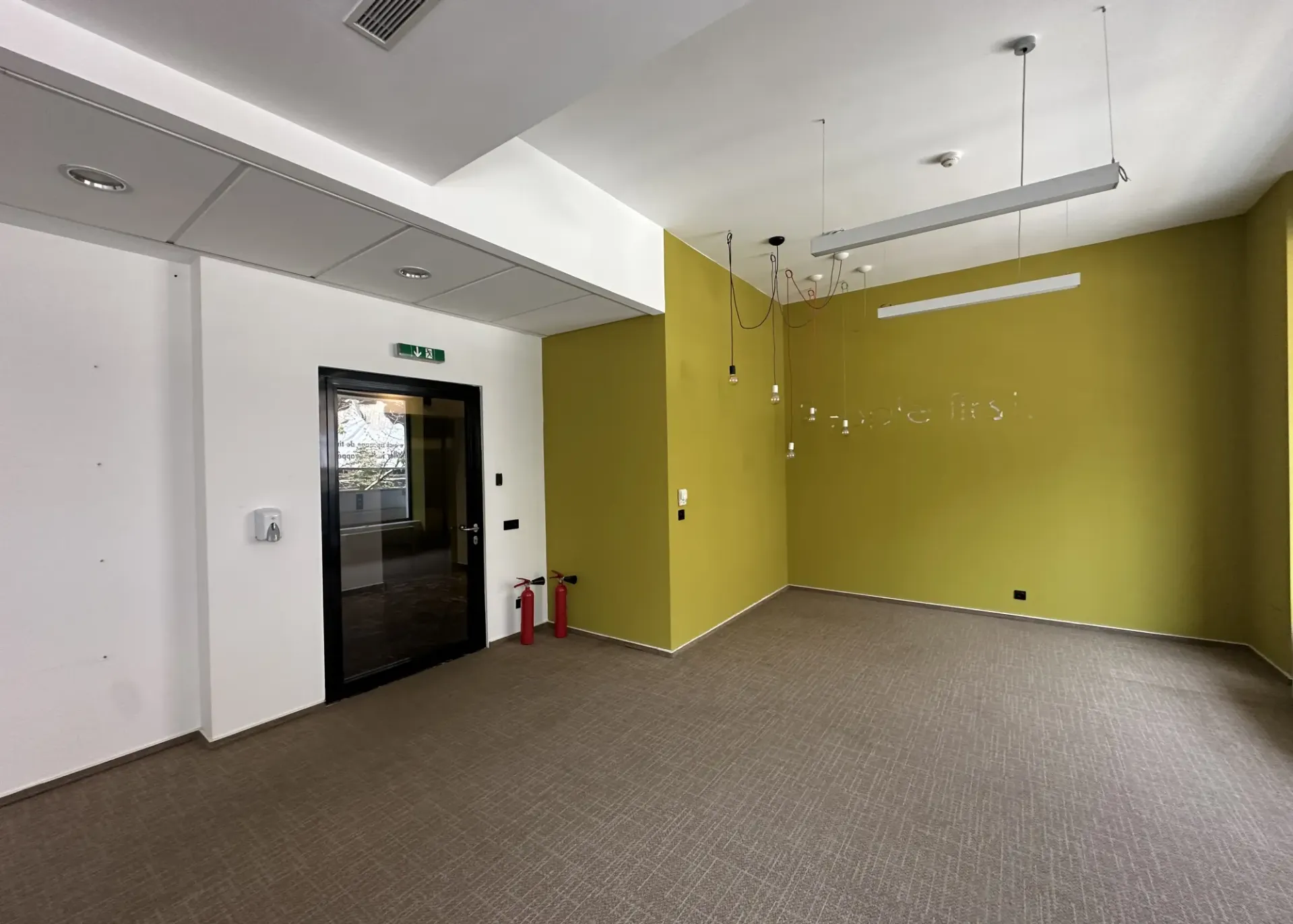 Magheru One - et.1 - 325m2  (2).webp