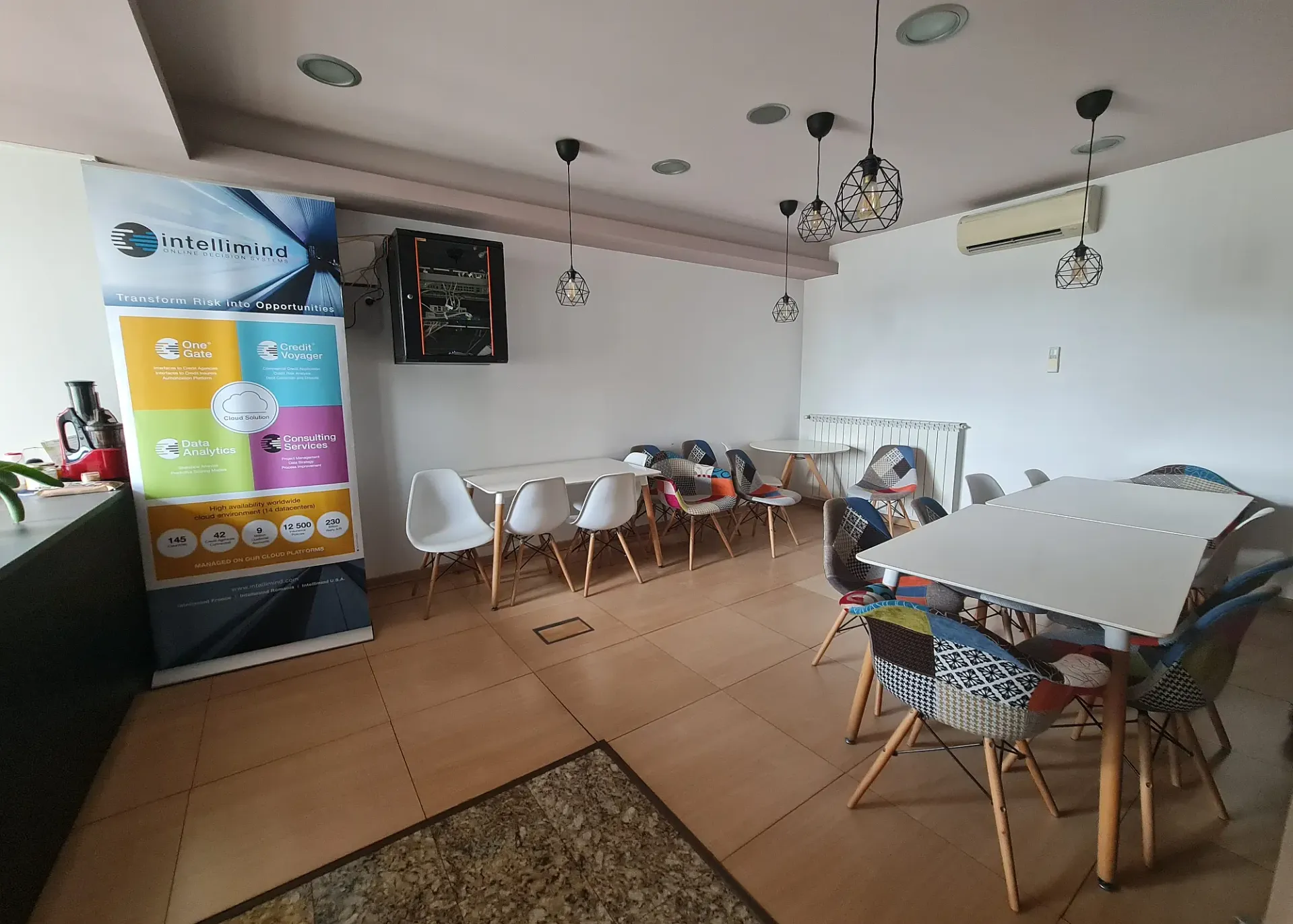 Caderea Bastiliei 64 - et. 4 - 140 m2 poza 1.webp
