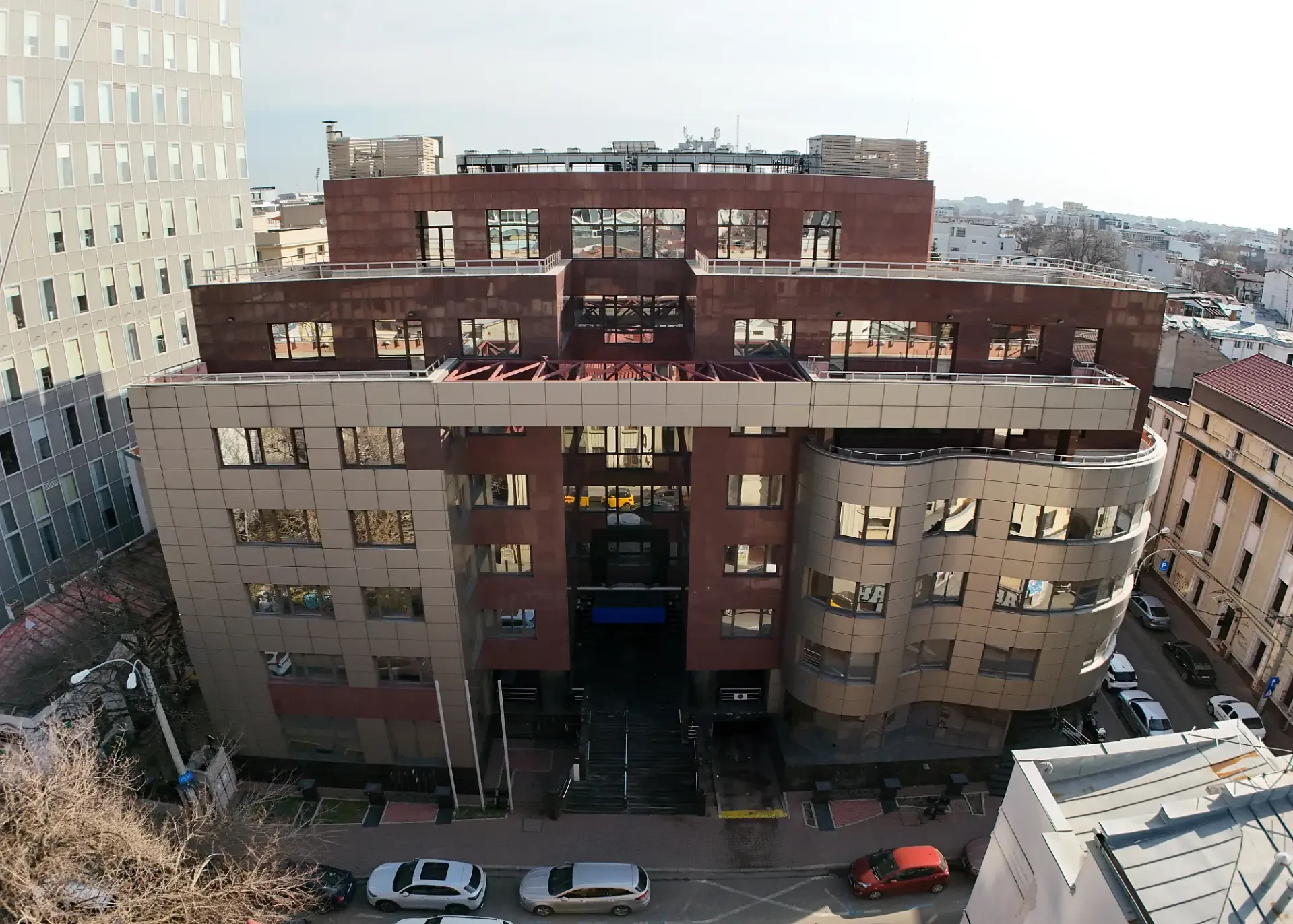 Caderea Bastiliei 80-84 - poza 3.webp