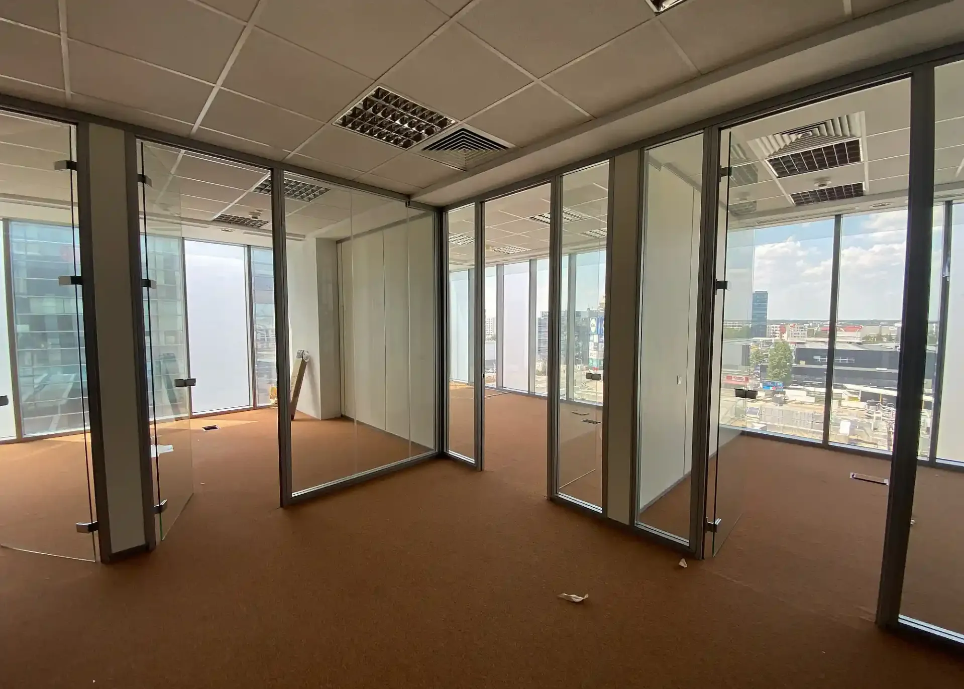Global City - et.5 - 361m2 - poza (2).webp