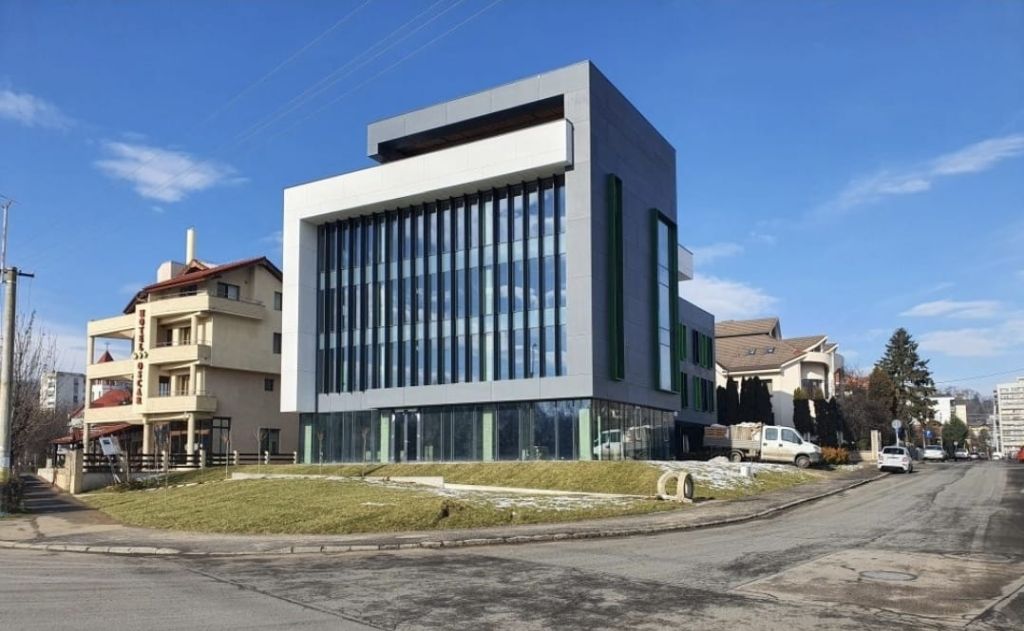Sinaia 41 cladire de birouri de inchiriat Cluj poza cladire