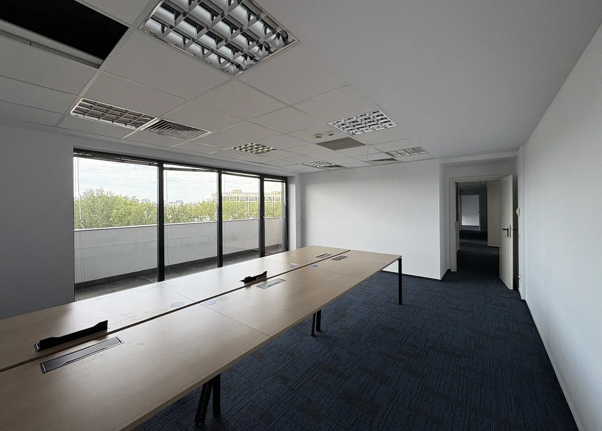 Izvor 80 - et.7 - 620m2 - poza (1) 2000x1430.webp