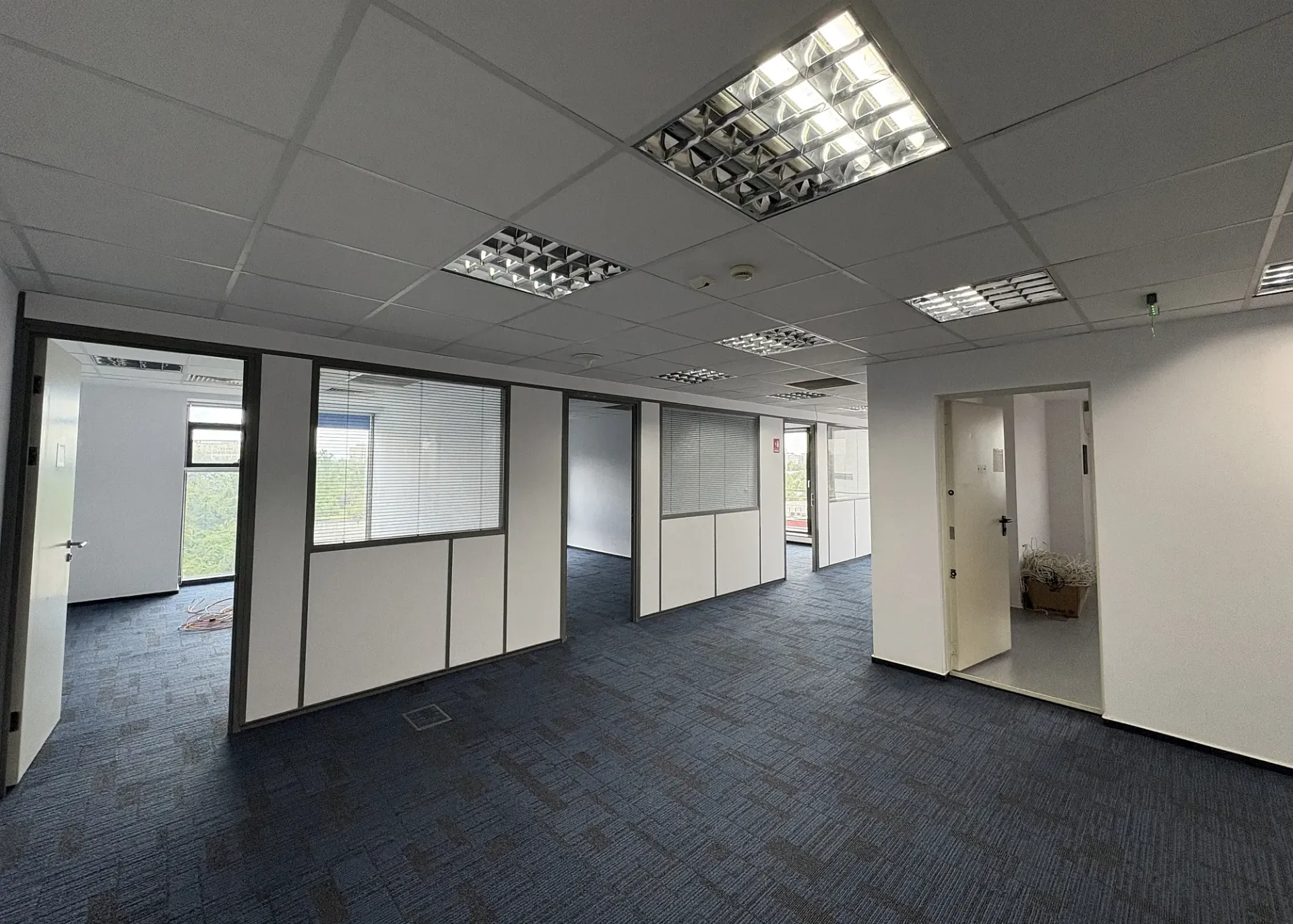 Izvor 80 - et.7 - 620m2 - poza (2) 2000x1430.webp