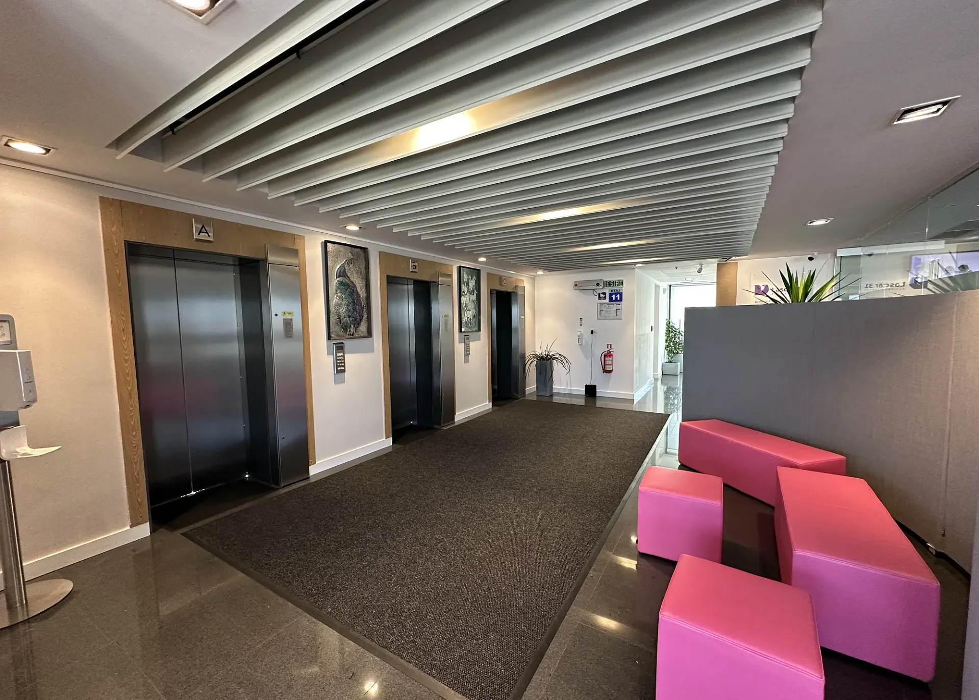 Lascar 31 - et.11 - 452m2 (6).webp