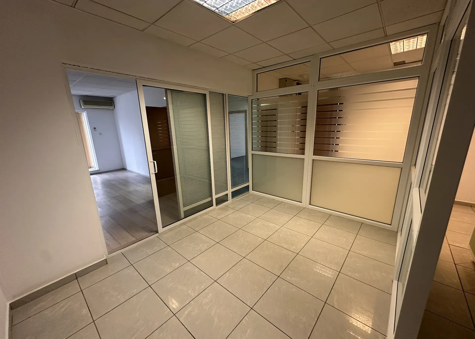 Popisteanu 16 - et.2 - 230m2 (7).webp