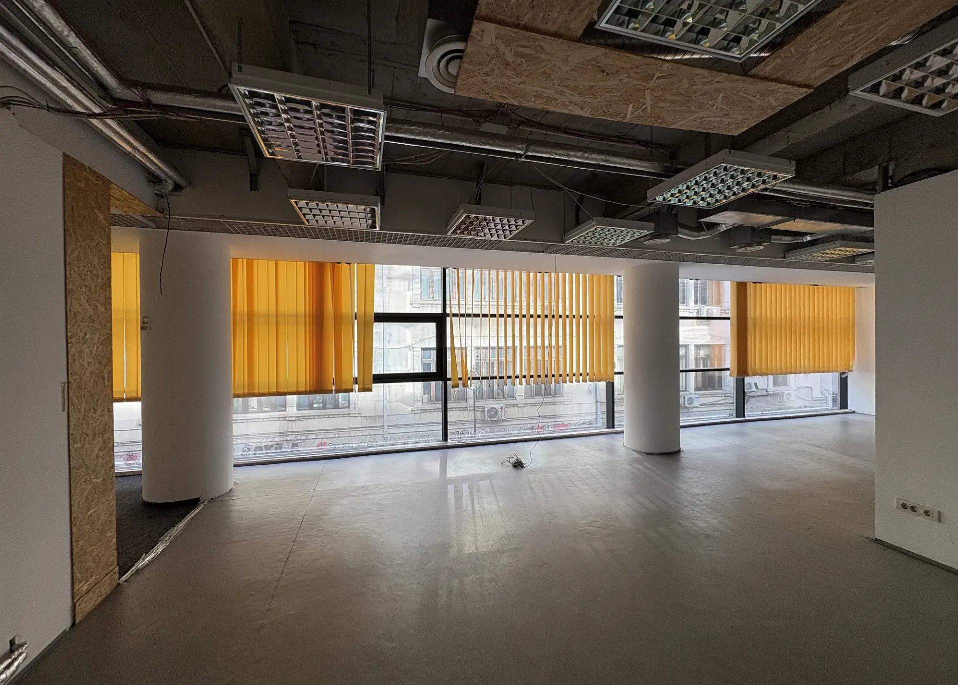 Filipescu 39-41 - et.1 - poze spatii (3).webp