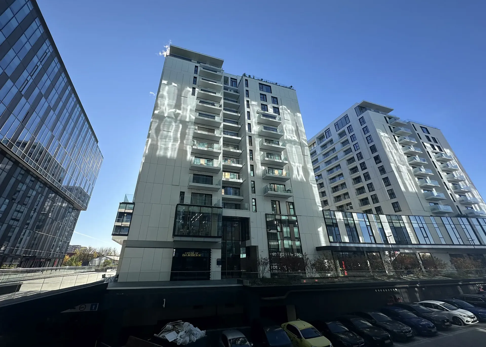 One Cotroceni Catena - poza 3.webp