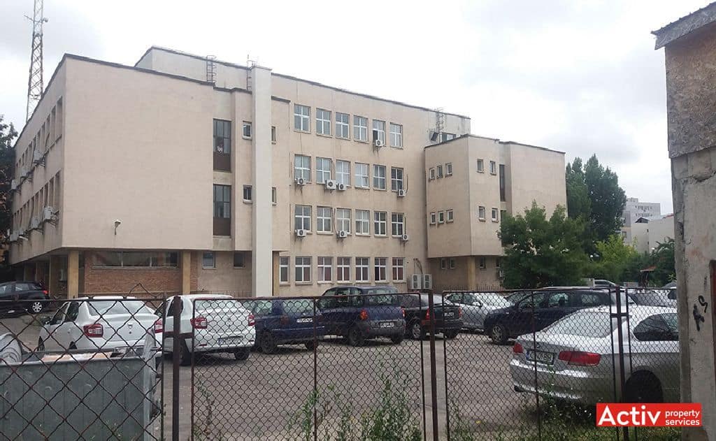 RC Central Slatina birouri de inchiriat Slatina zona centrala poza parcare