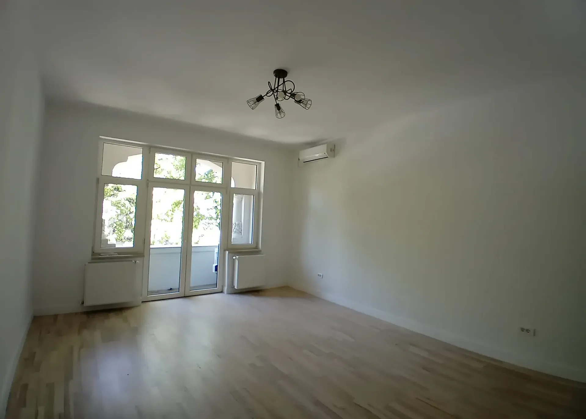 Roma 54 - poze interior (4).webp