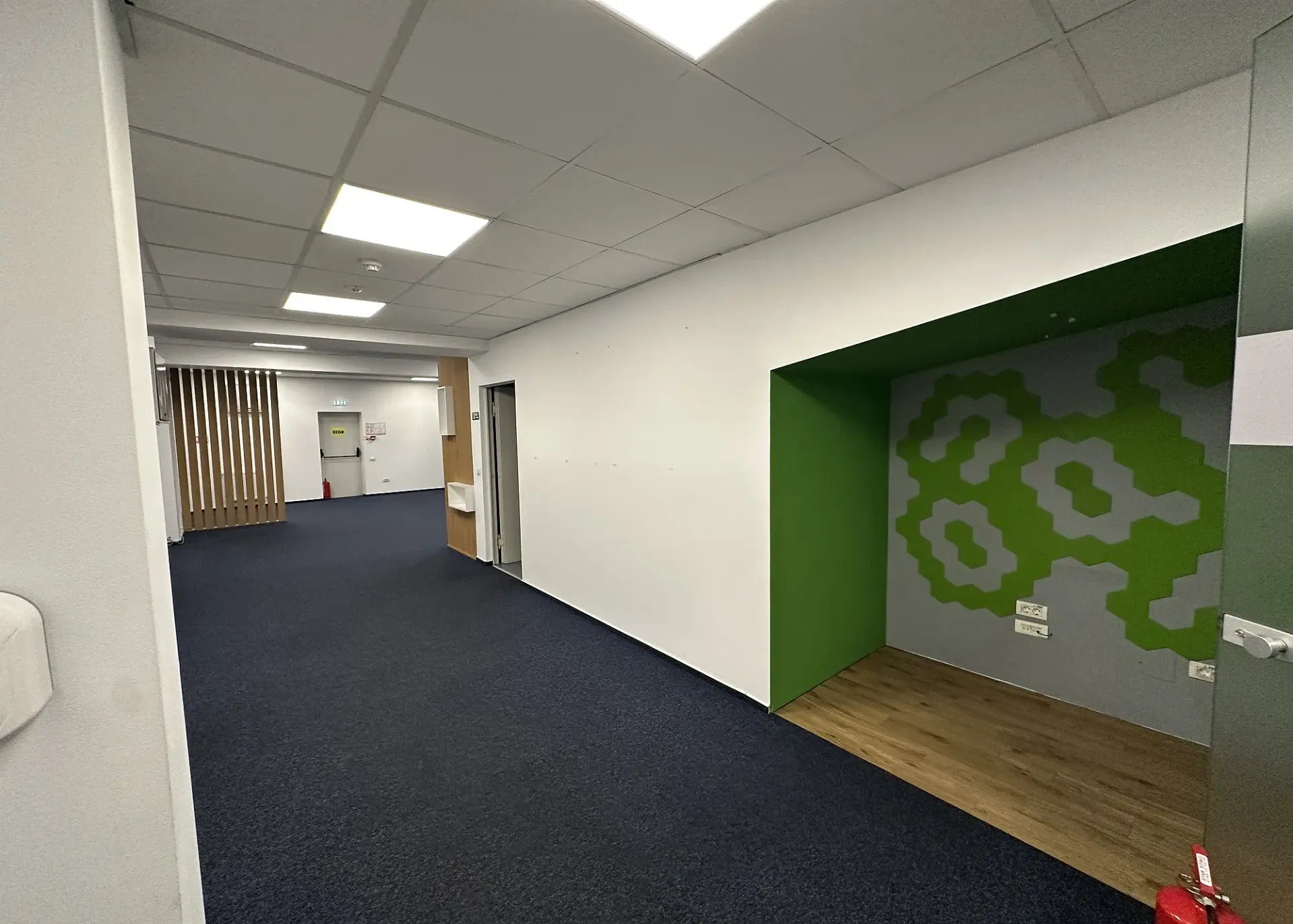 Tati Center - et.5 - 238m2 (2).webp