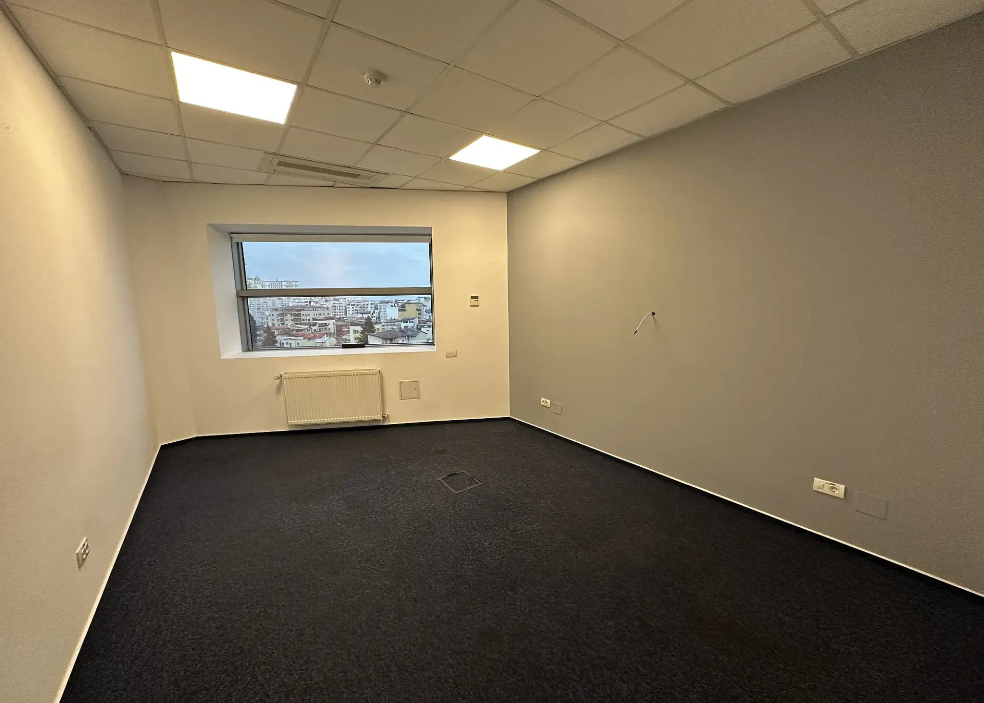 Tati Center - et.5 - 238m2 (4).webp