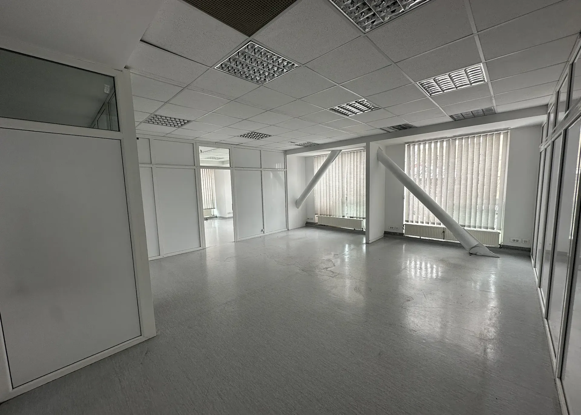 Cube Center - et.1 - 200m2 (3).webp