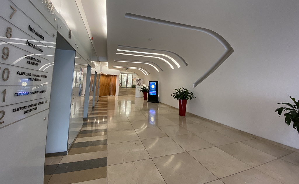 Excelsior Tower spații birouri zona centrală hol de acces lift