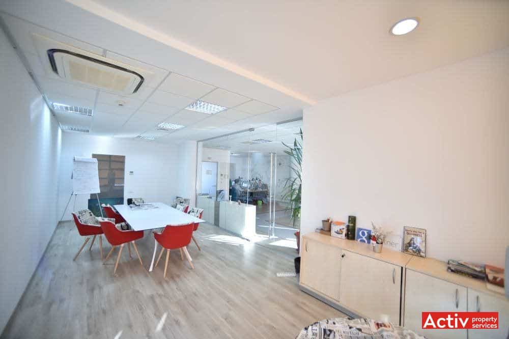 Tomis Business Center interior design modern - spații birouri mici în strada Mircea cel Bătrân Constanța, zonă centrală