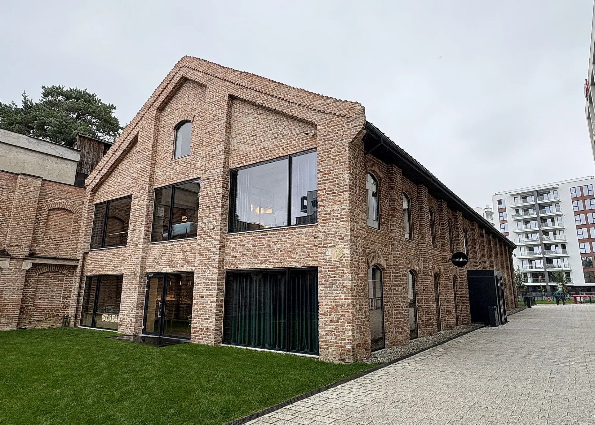 Stables - poza (11).webp