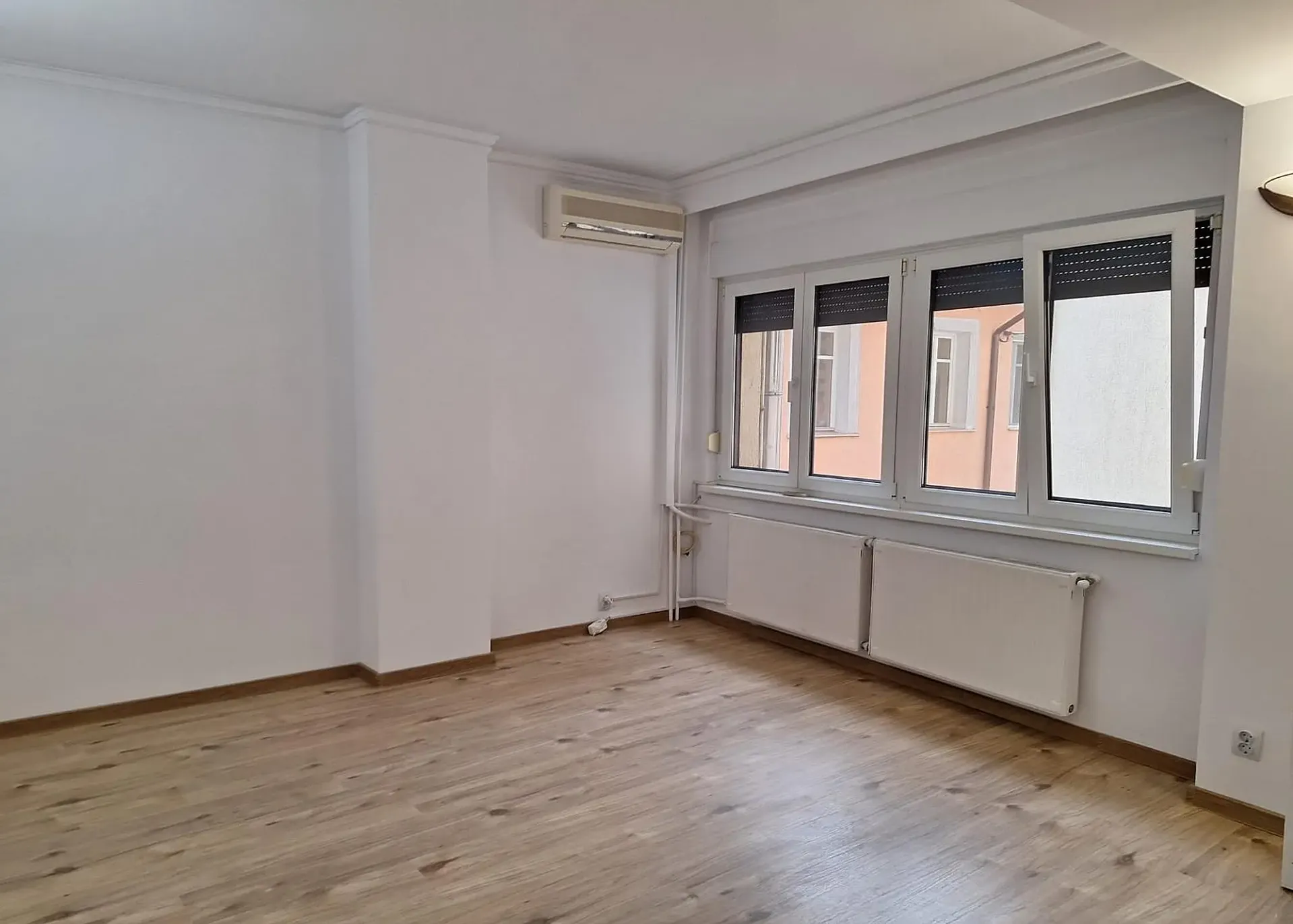 Trotusului 60 - poze interior (4).webp