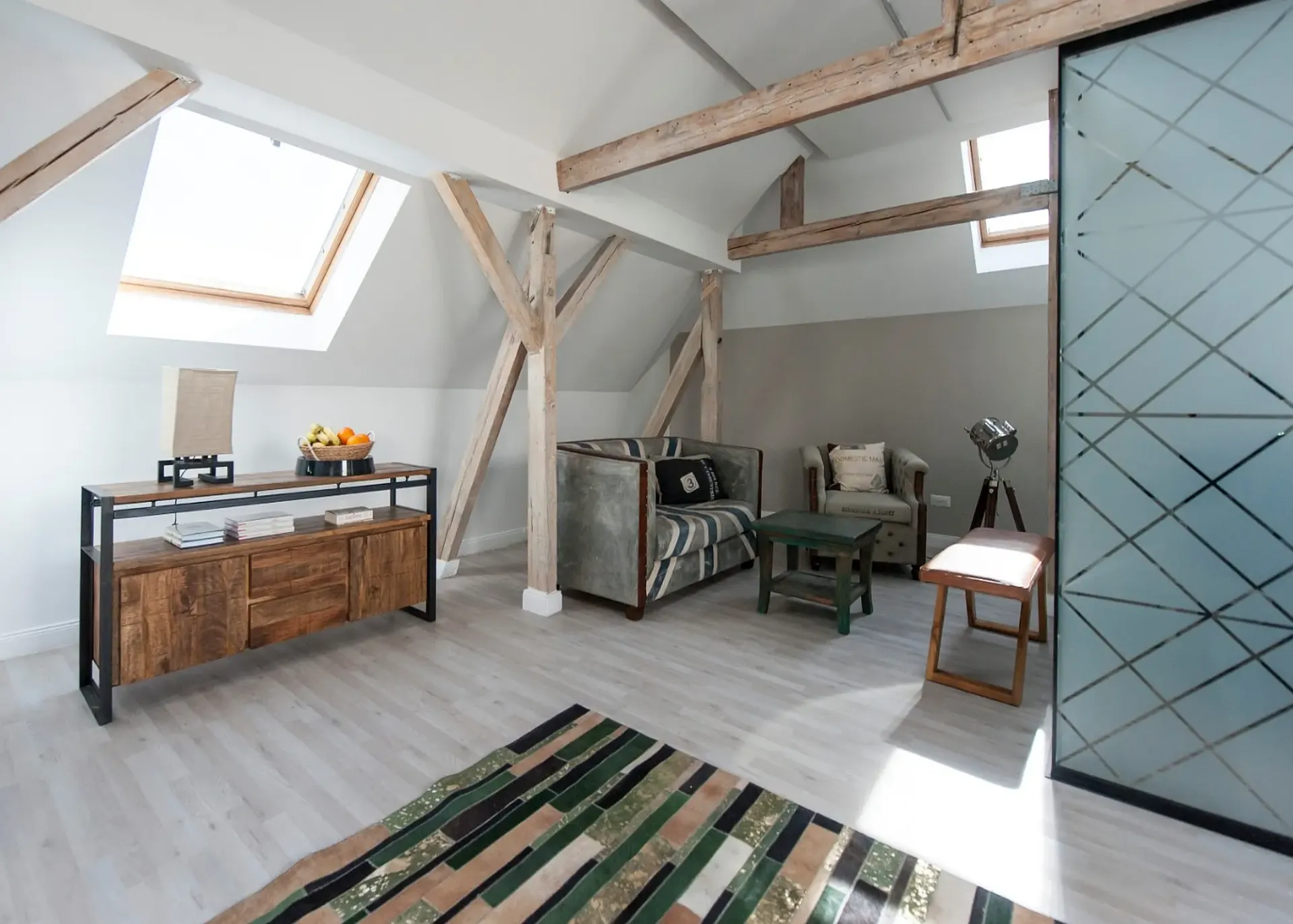 Vasile Lascar 144 - mansarda - 160m2 (10).webp