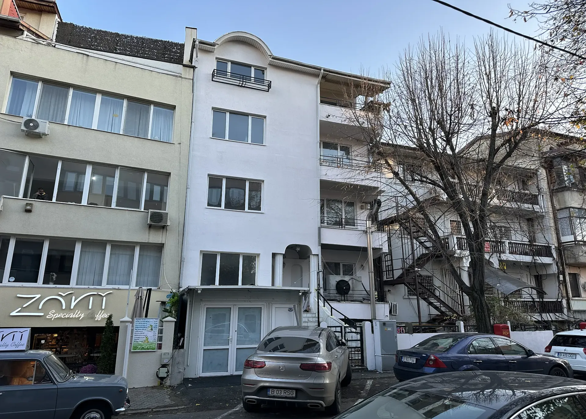 Zarii 12 - poza 2.webp