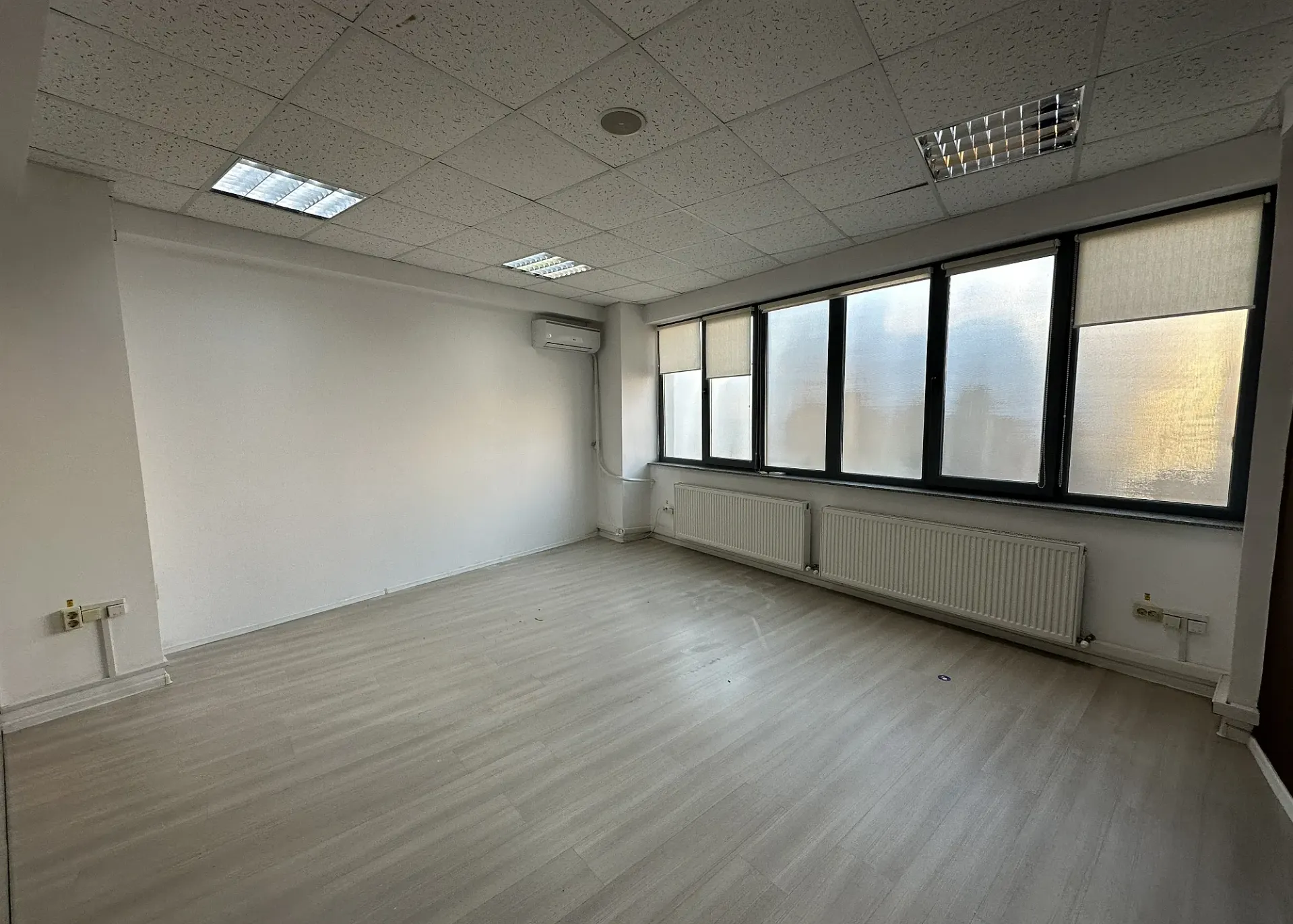 Zarii 9 - et.2 - 165m2 (3).webp