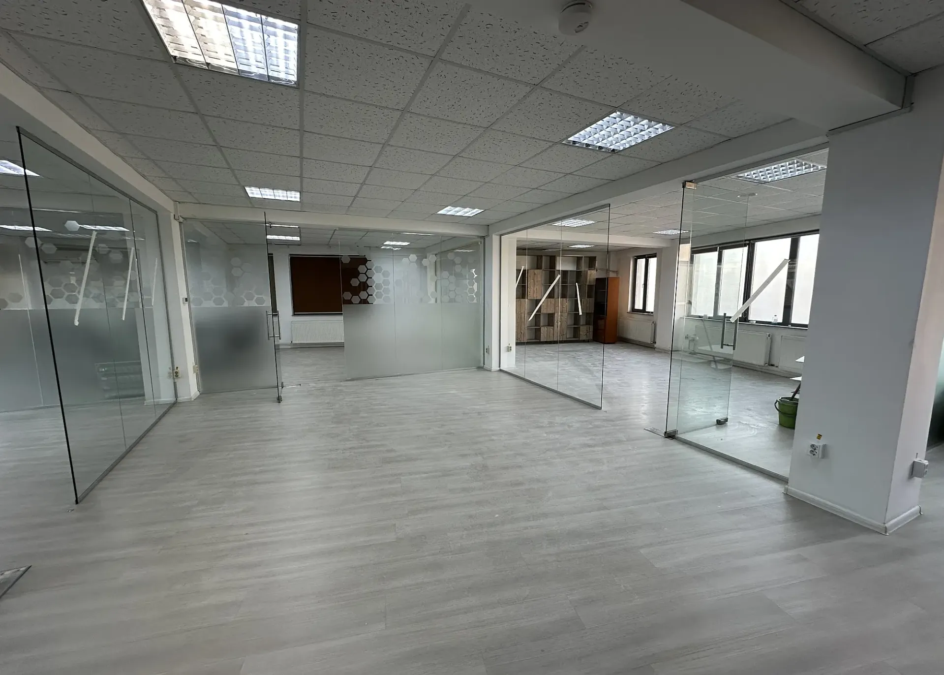 Zarii 9 - et.3 - 165m2 (1).webp