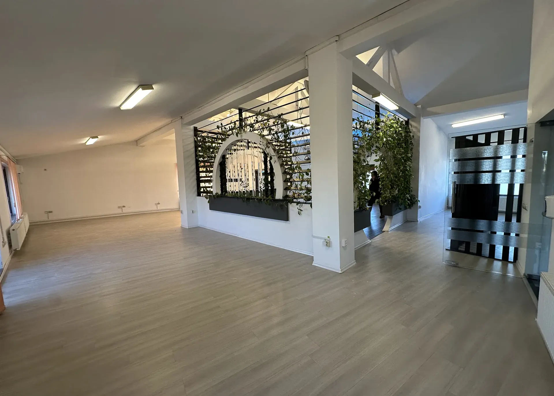 Zarii 9 - et.4 - 165m2 (2).webp